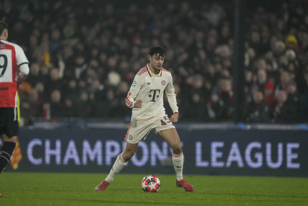 官宣日费耶诺德备战世预赛，门线救险细节流出，更衣室稳定，球队文化被再次提及的简单介绍-开云体育