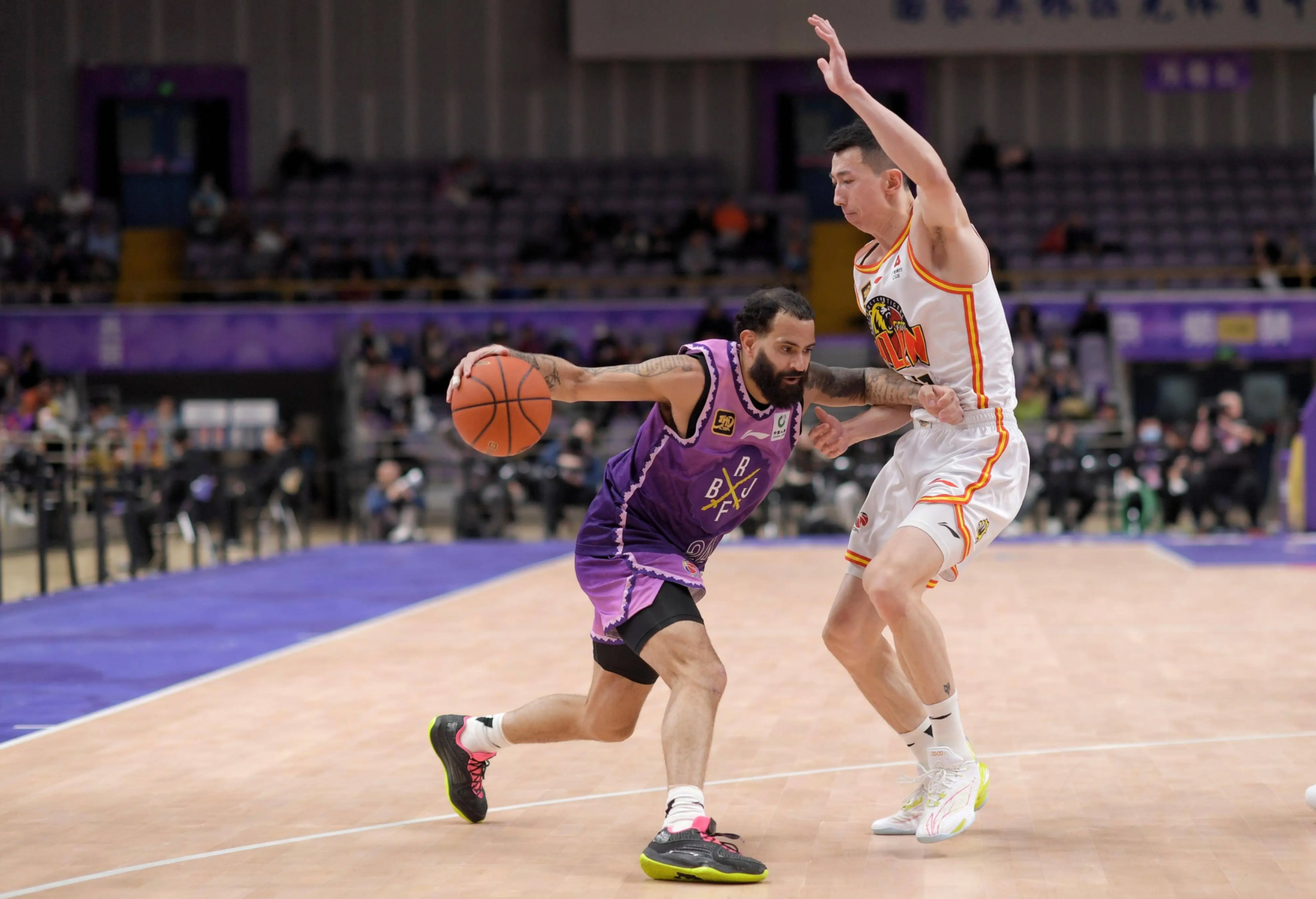 关于CBA季后赛赛程吃紧，克里夫兰骑士加时末段遗憾出局，引发热议，控场能力受关注的信息-开云体育